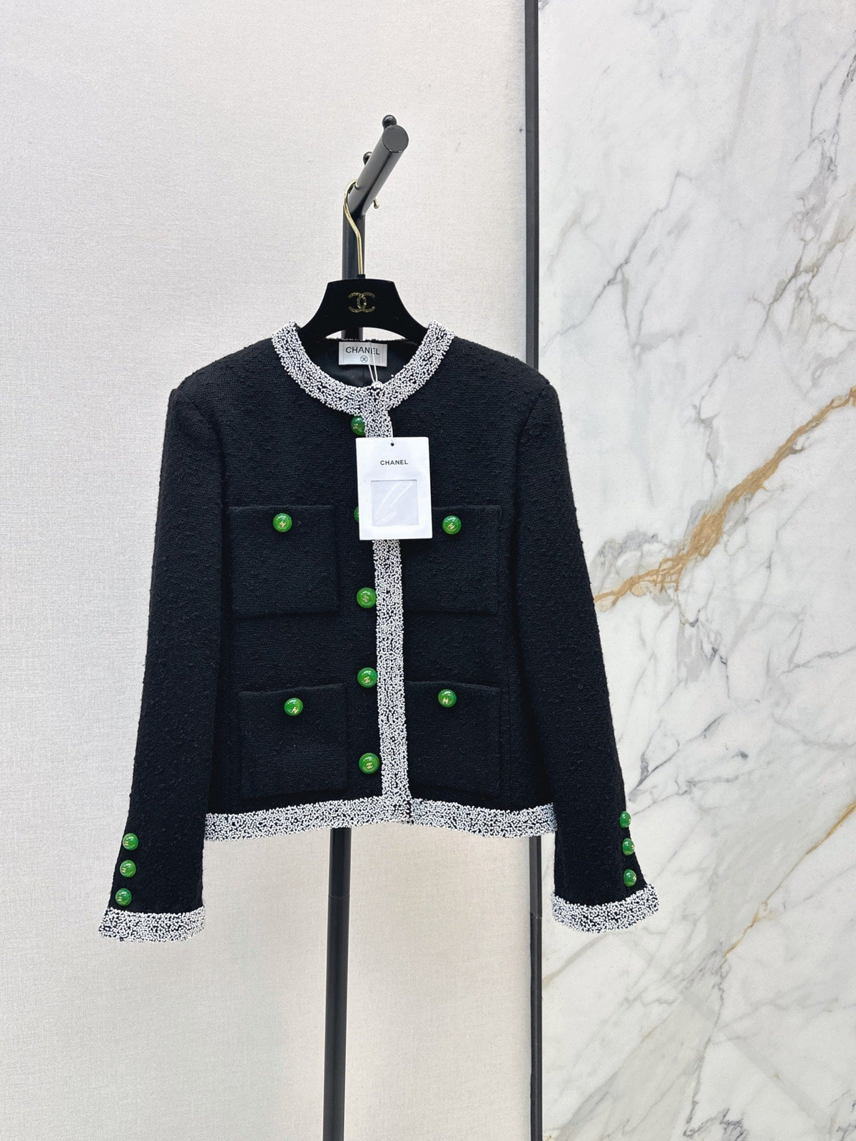 26 Early Autumn New Jacket