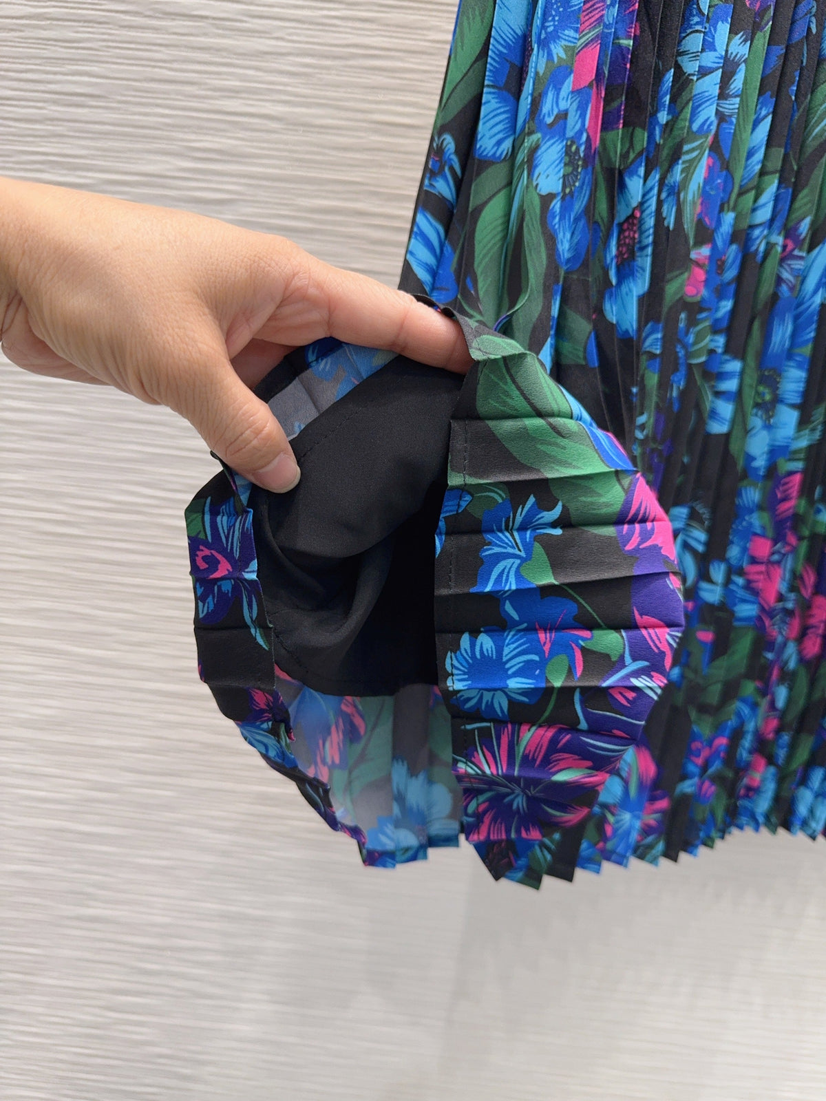 26FW New Printed Midi Skirt