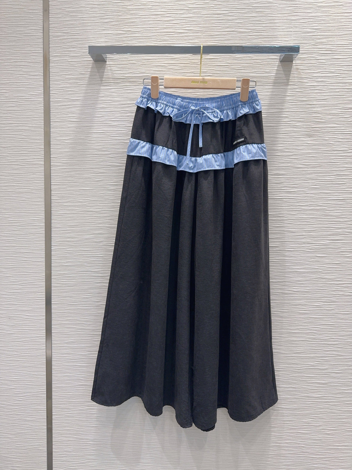 26FW New Wide-Leg Pants
