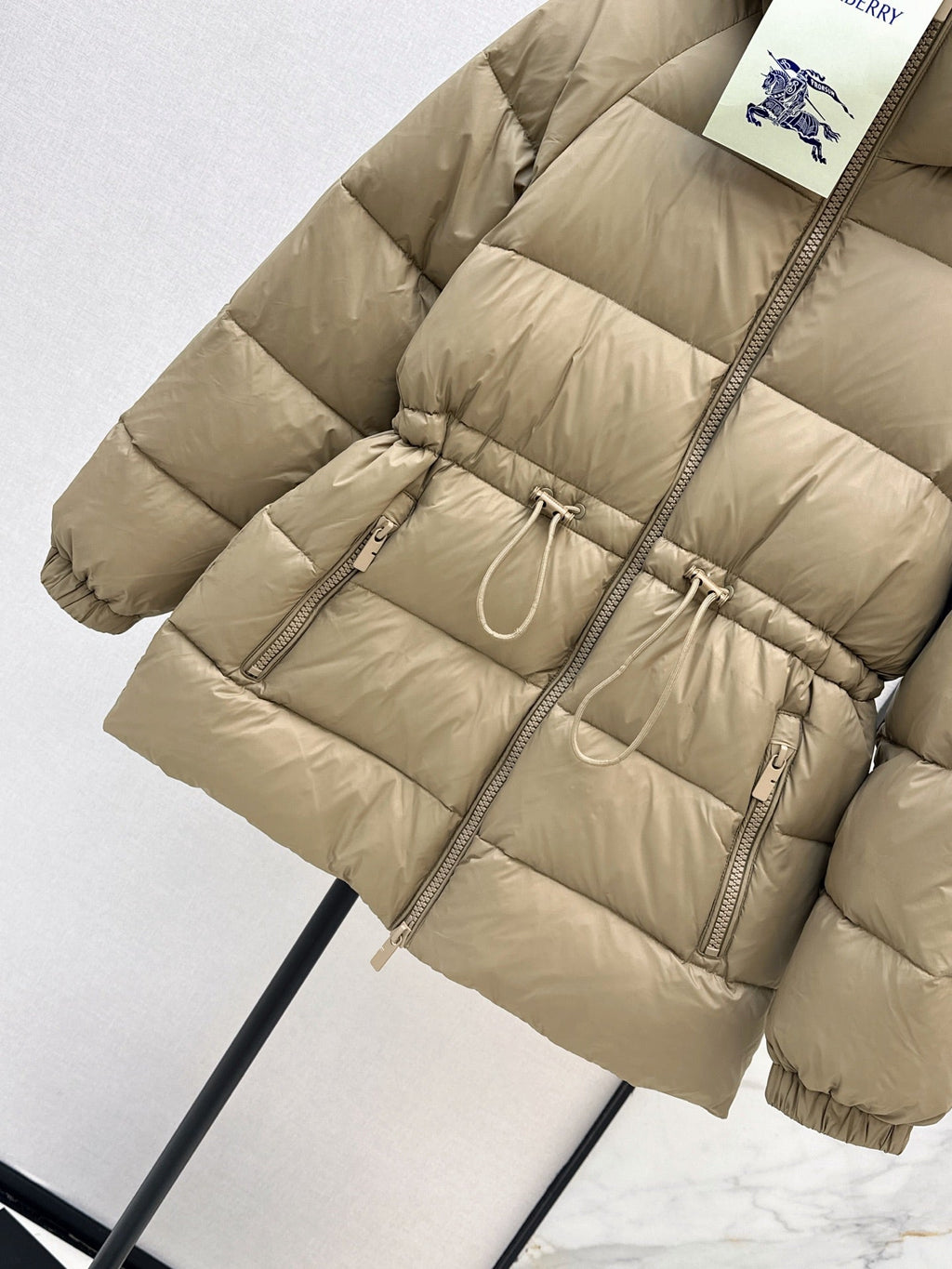 26 Fall/Winter Latest Hooded Down Jacket