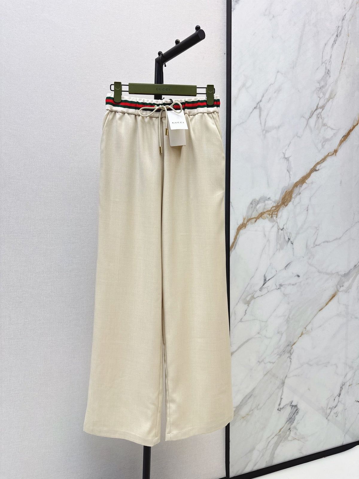 26 Latest Straight-Leg Pants