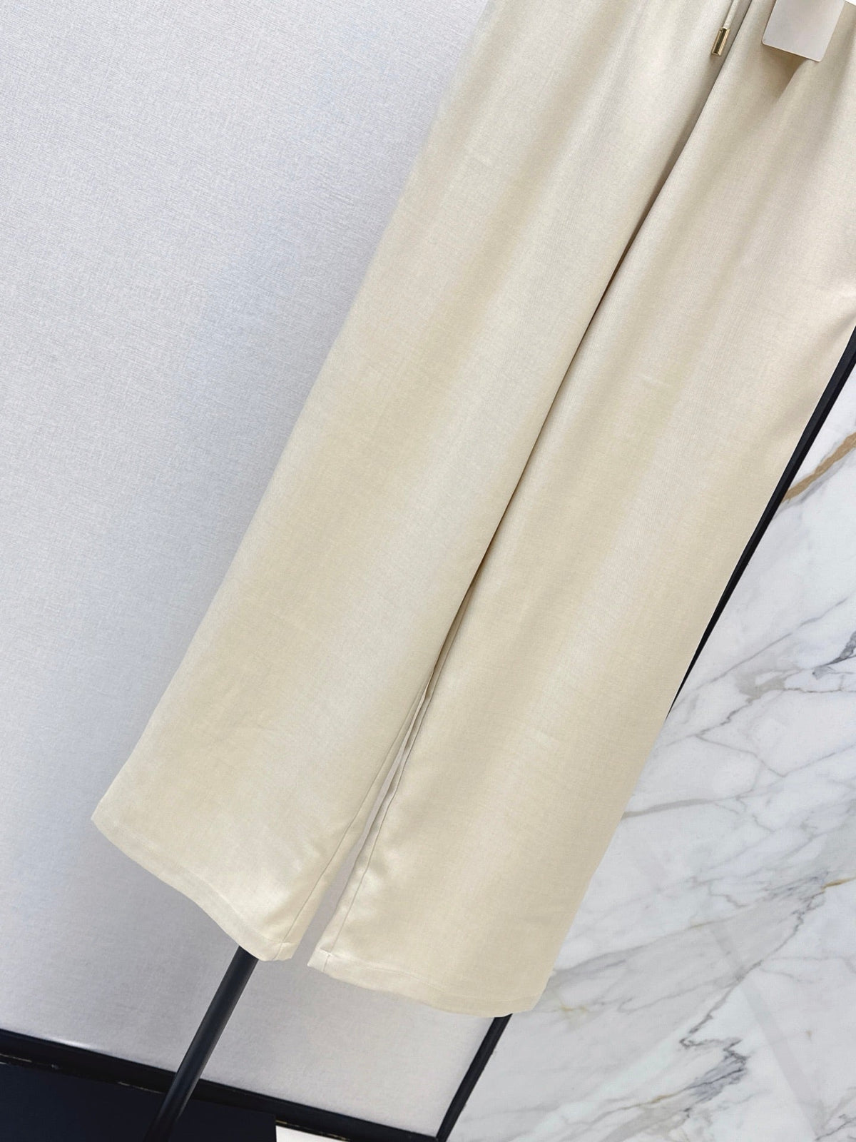 26 Latest Straight-Leg Pants