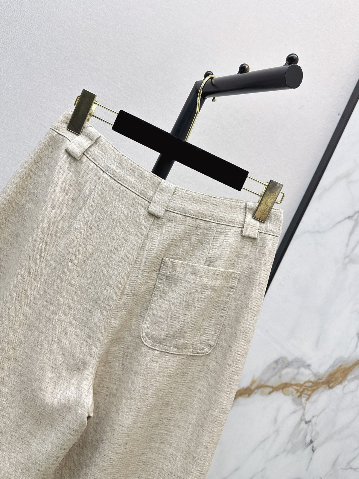 26 Early Autumn Latest Straight-Leg Pants