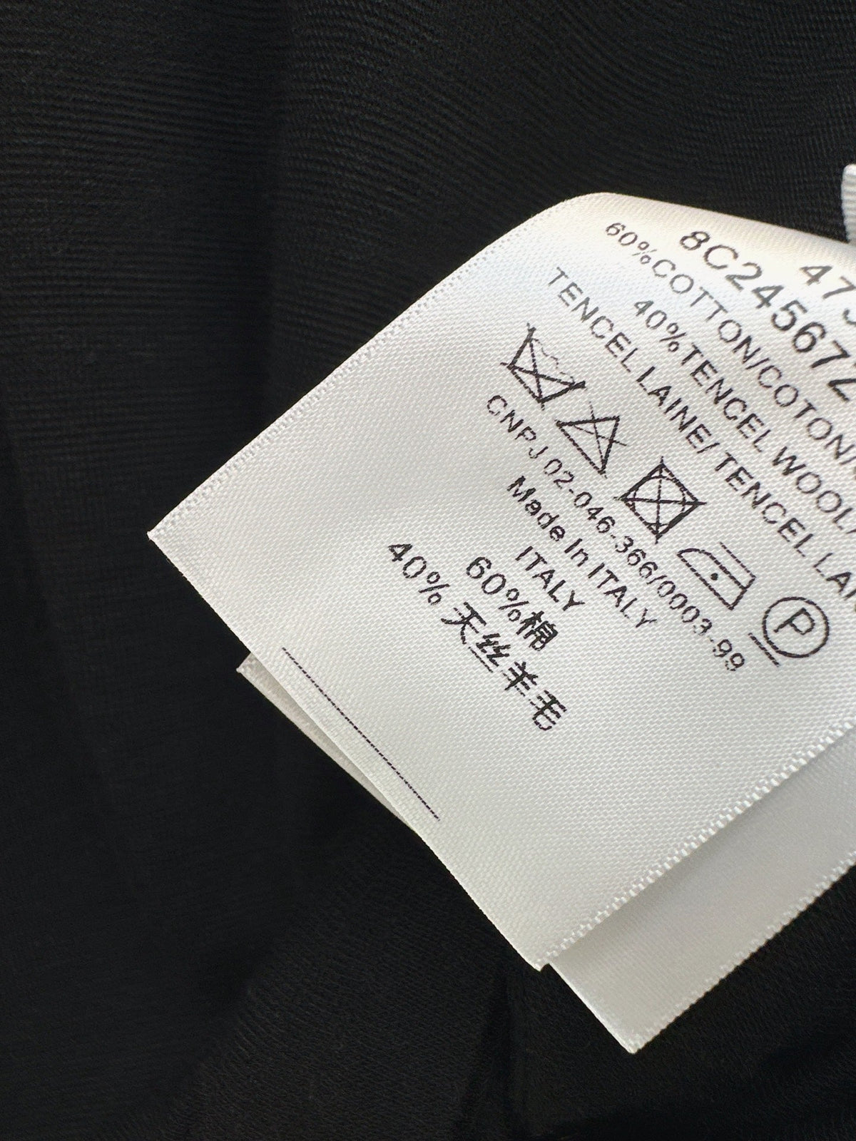 26 Early Autumn New V-Neck Base Shirt