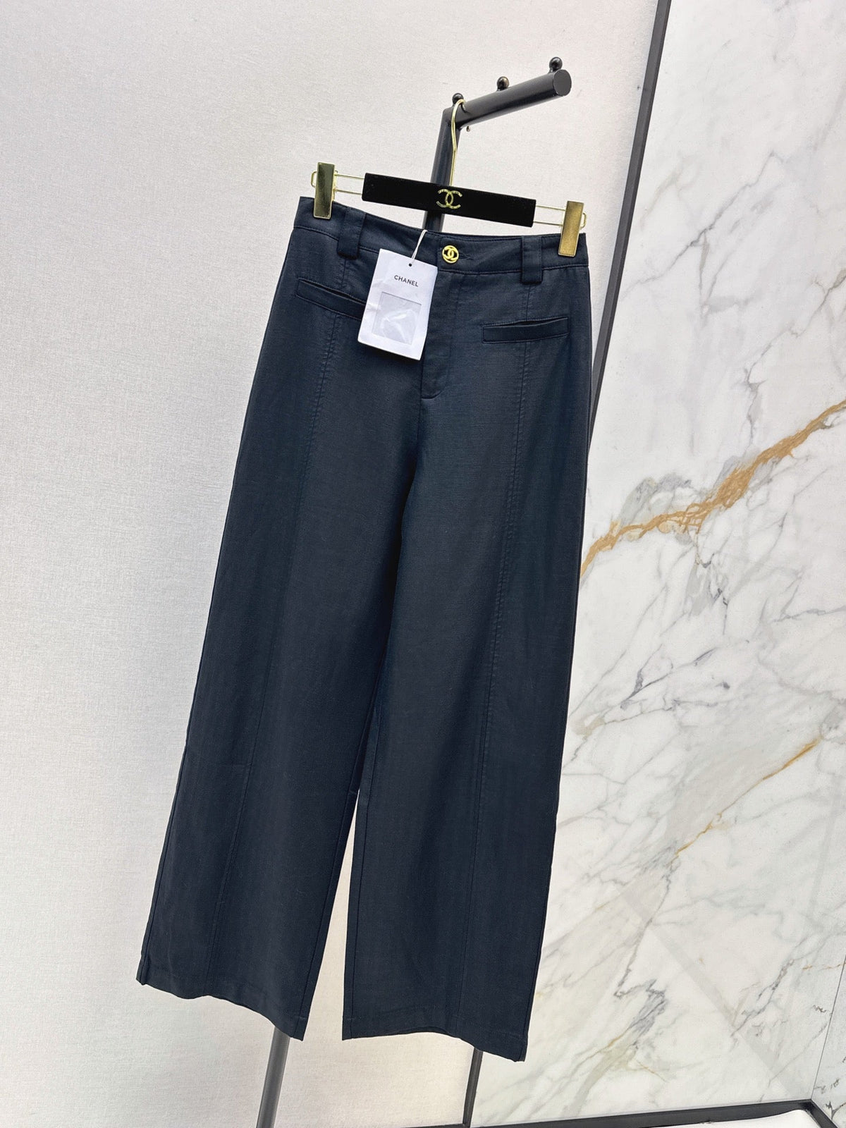 26 Early Autumn Latest Straight-Leg Pants