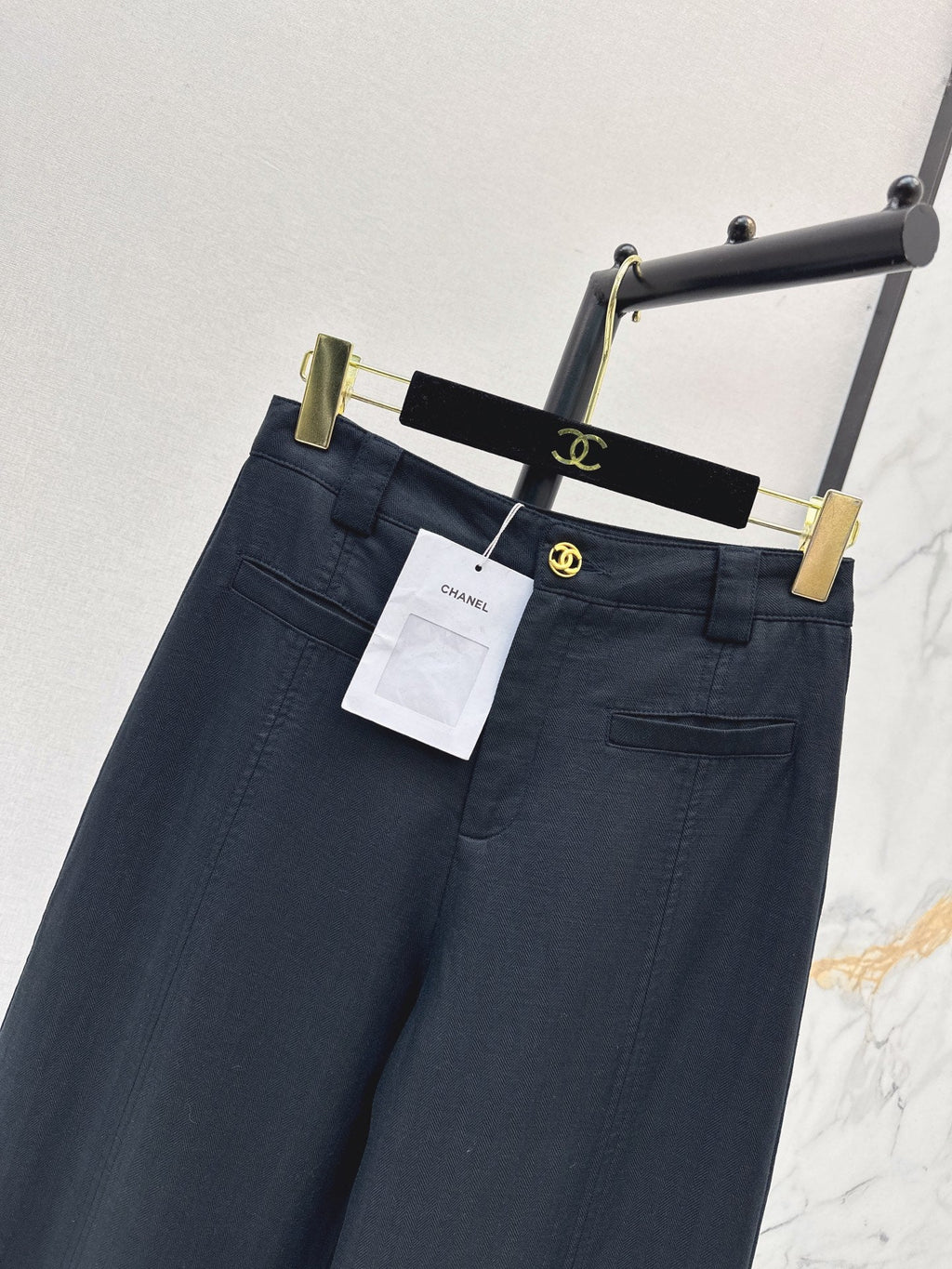 26 Early Autumn Latest Straight-Leg Pants