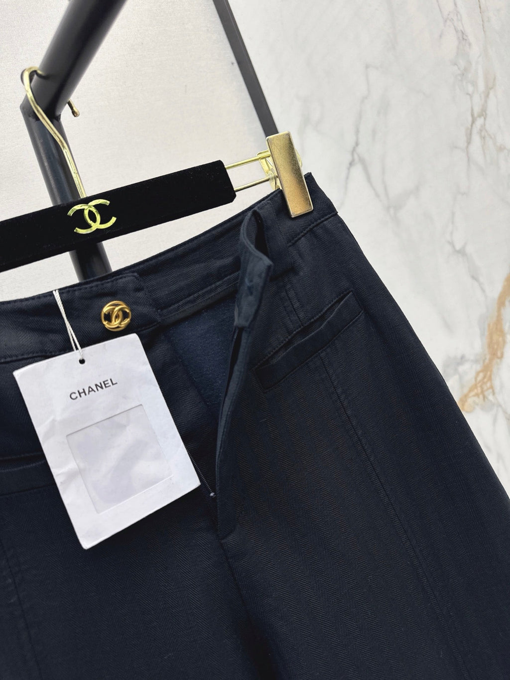 26 Early Autumn Latest Straight-Leg Pants