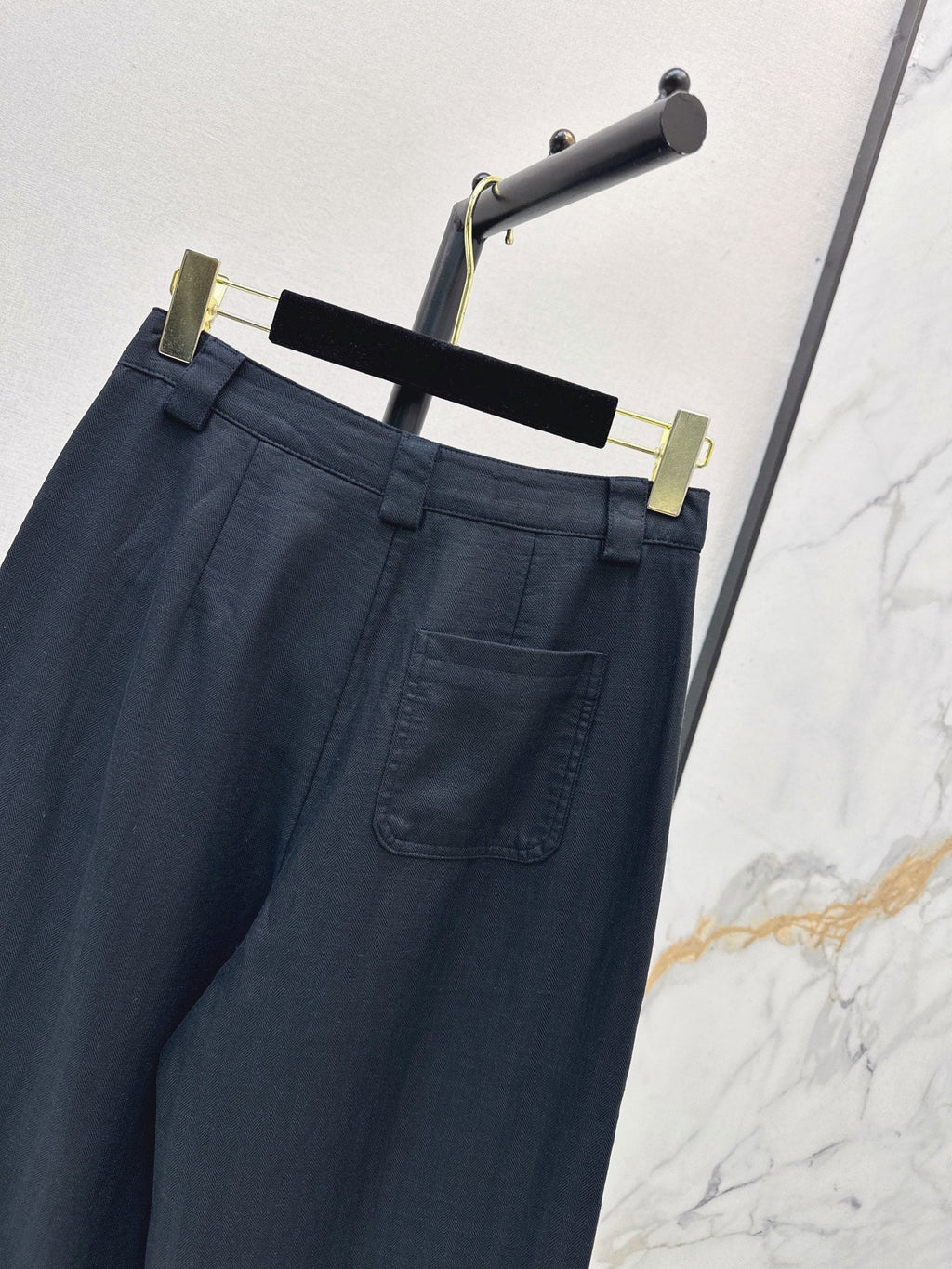 26 Early Autumn Latest Straight-Leg Pants