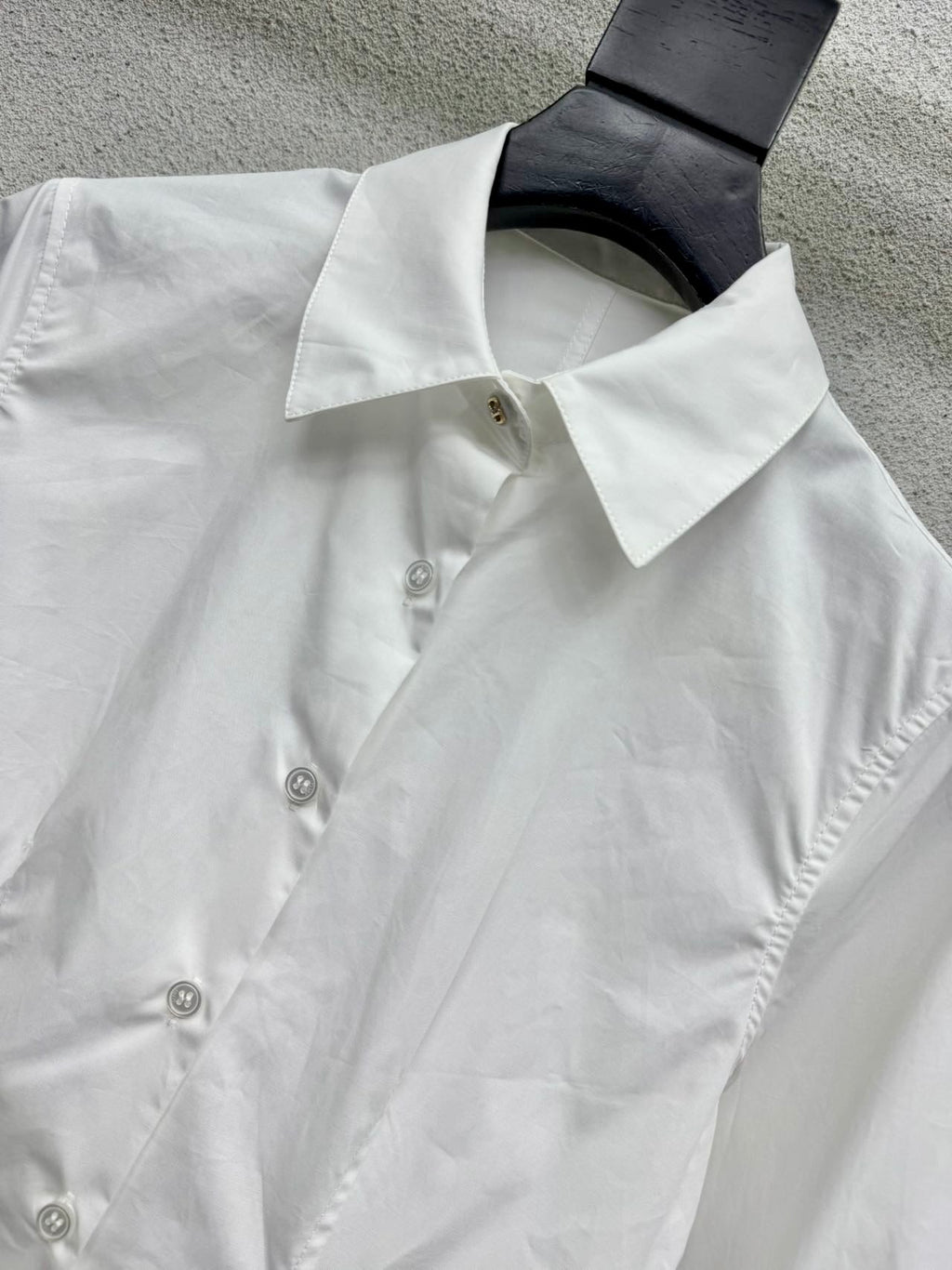 26SS Buttoned Slim-Fit Shirt