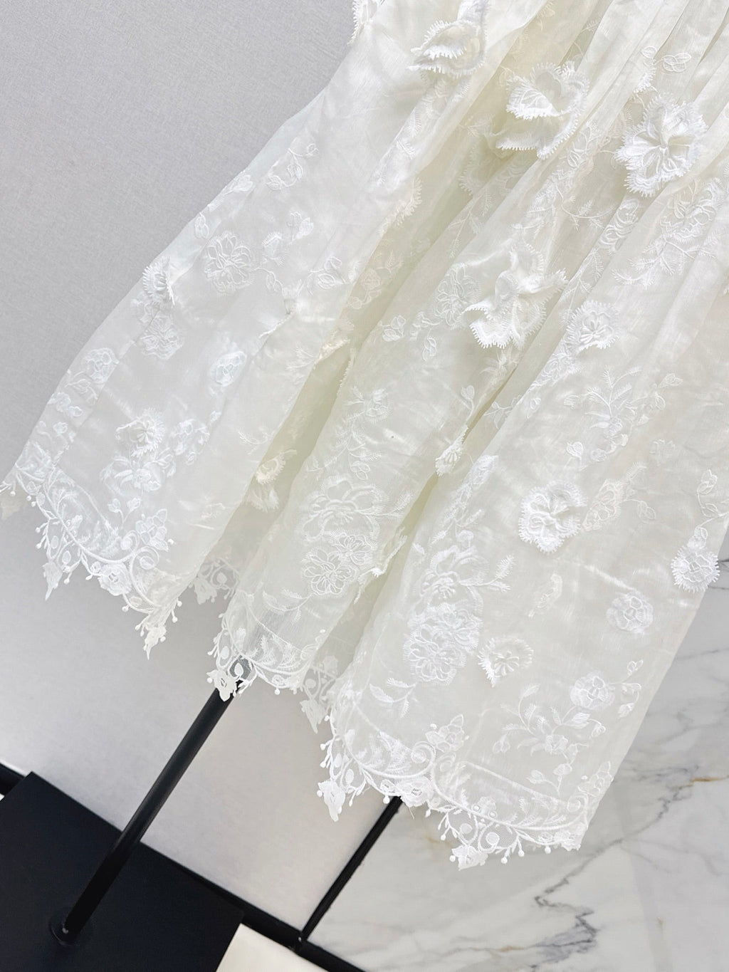 zimmermann/26ss 3D Floral Camisole + Skirt