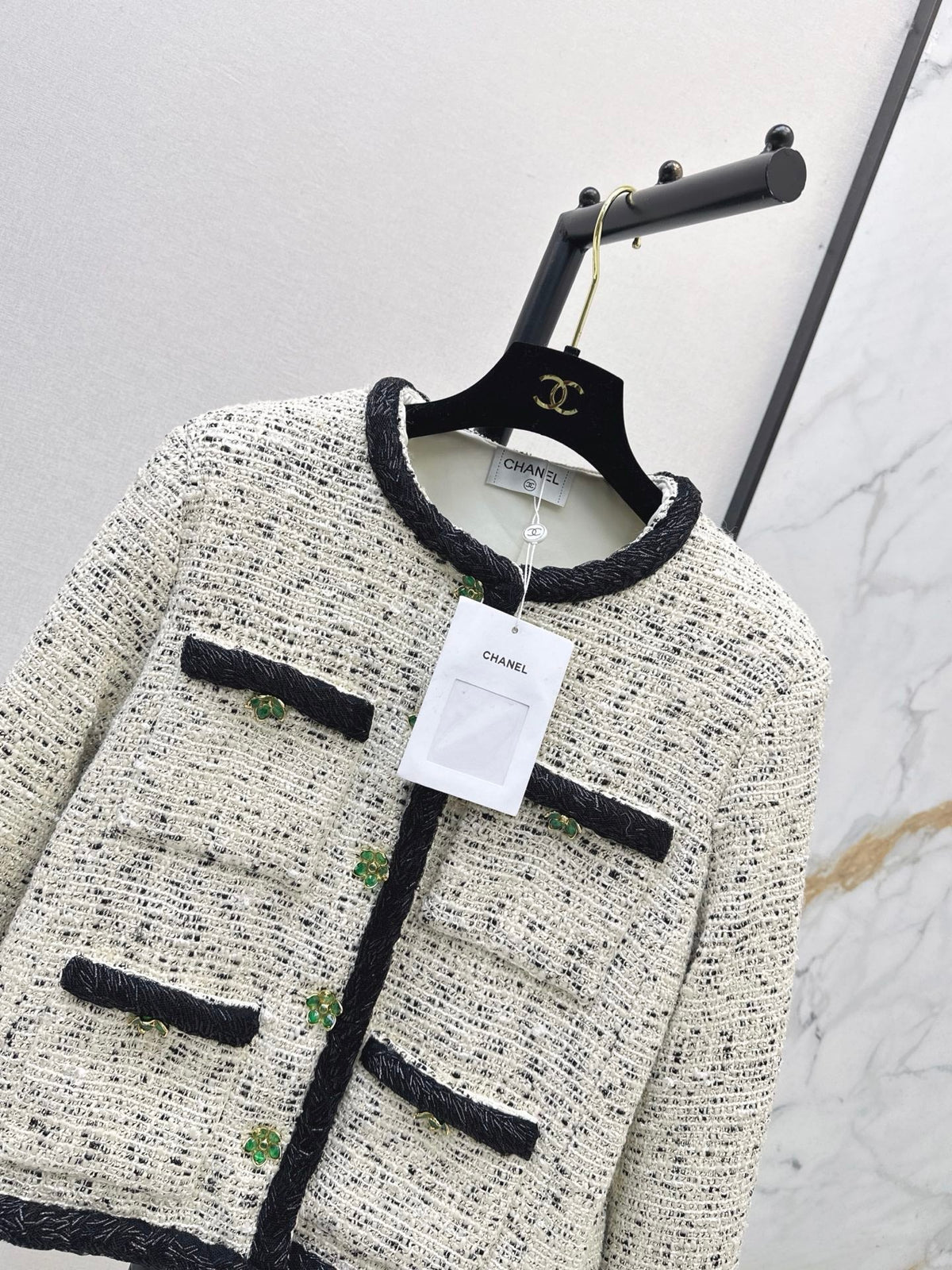 26 Fall/Winter Latest Stunning Woven Fabric Set