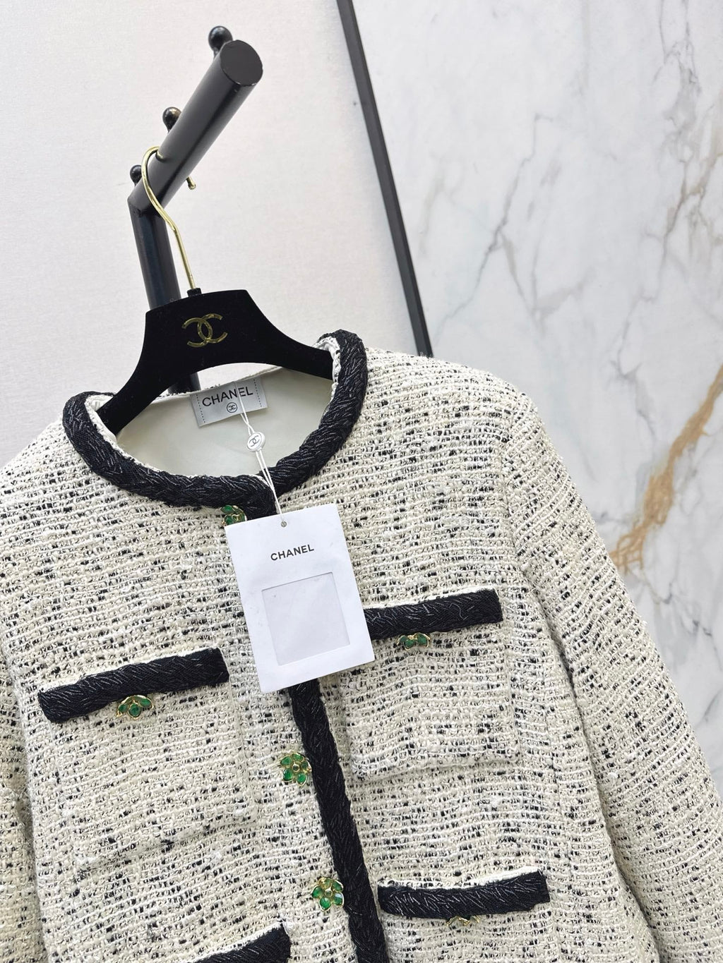 26 Fall/Winter Latest Stunning Woven Fabric Set