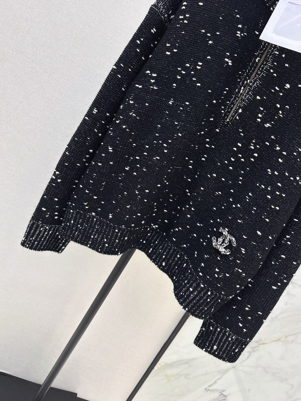 26 Early Autumn Latest Knit Zip Sweater