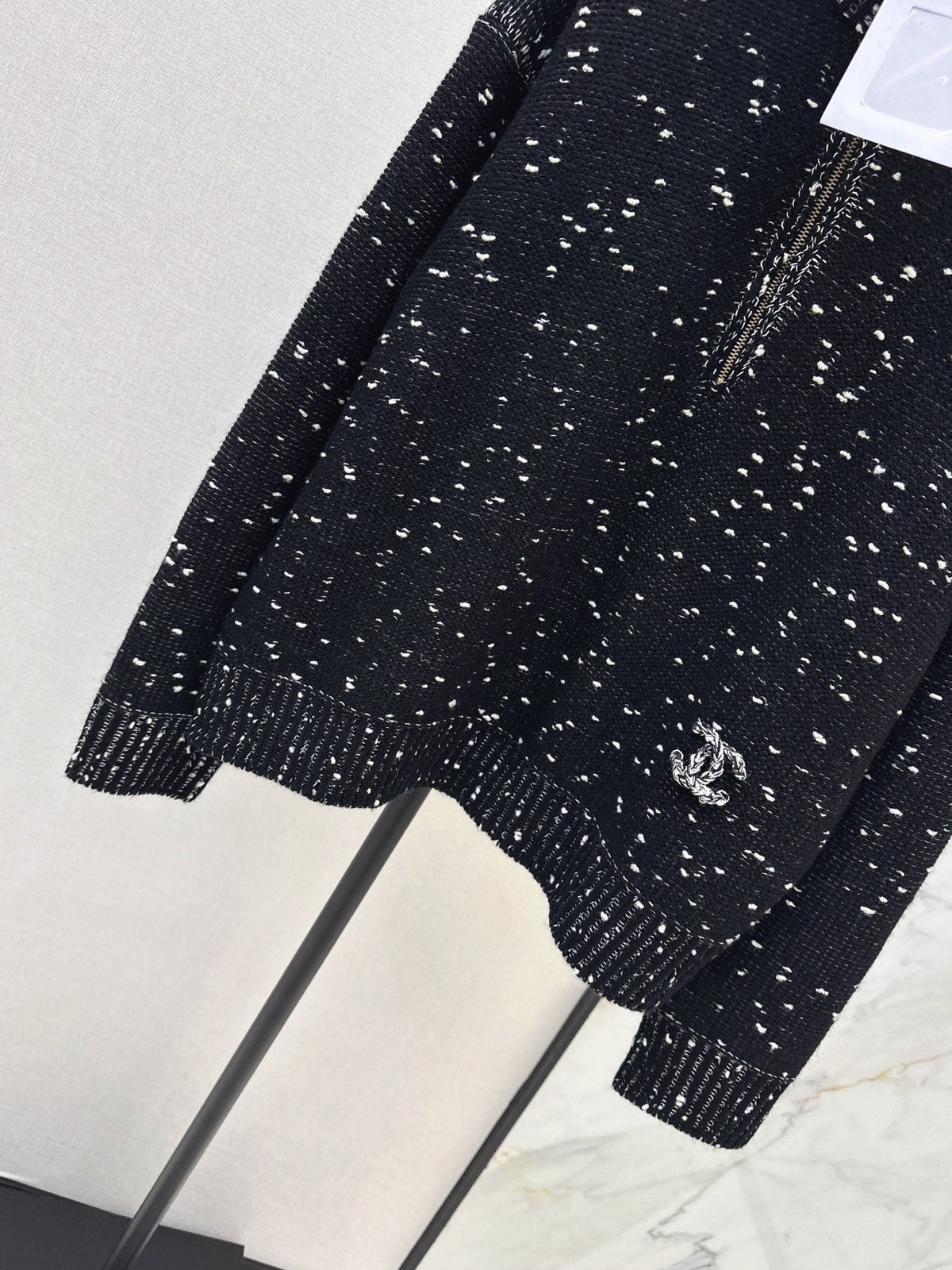 26 Early Autumn Latest Knit Zip Sweater