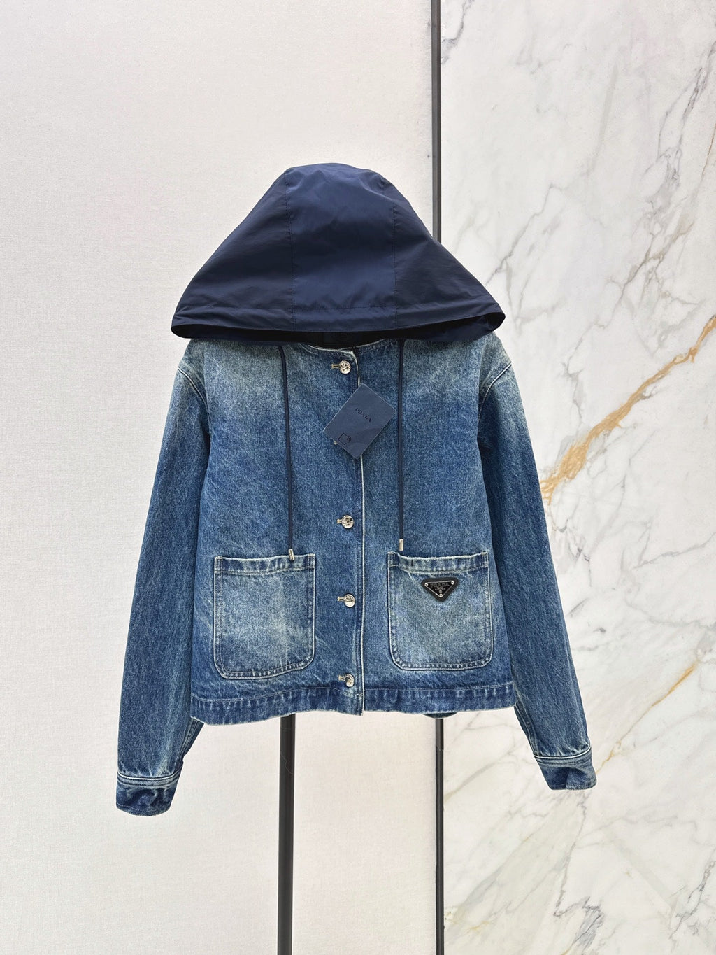 26 Early Fall New Hooded Denim Jacket