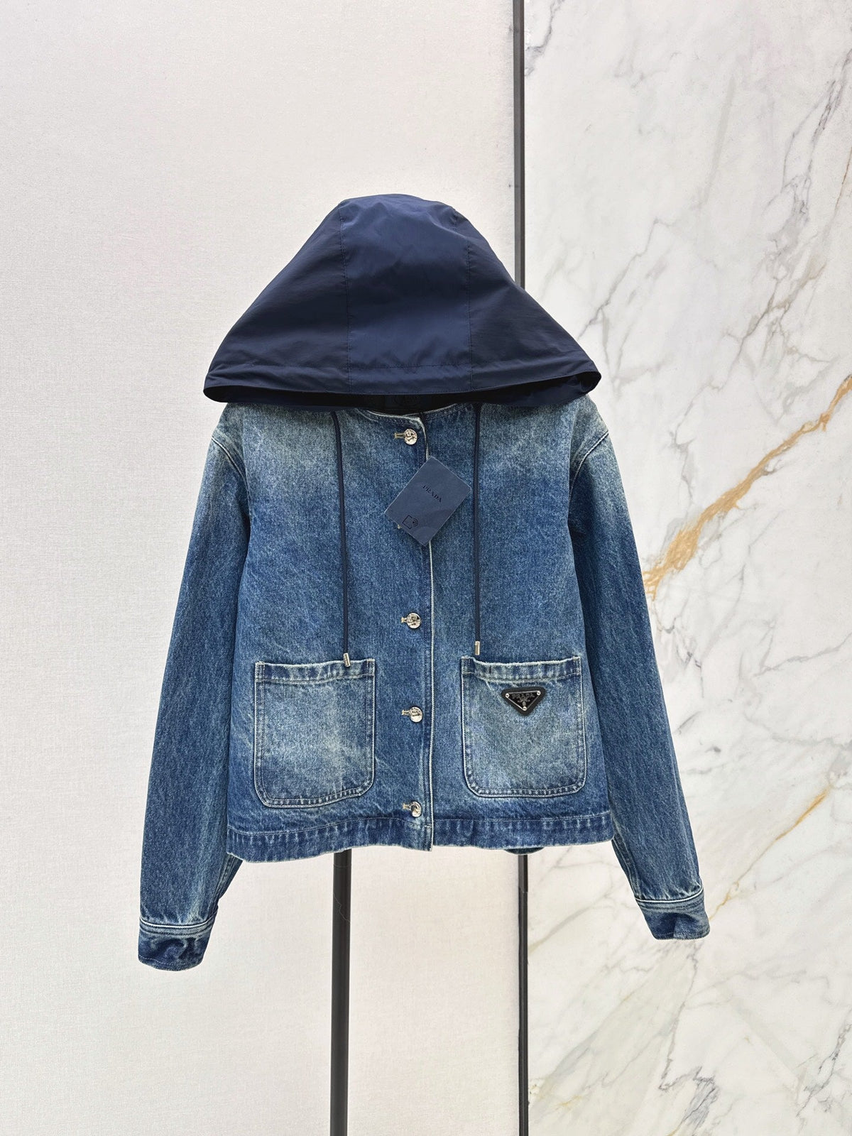 26 Early Fall New Hooded Denim Jacket