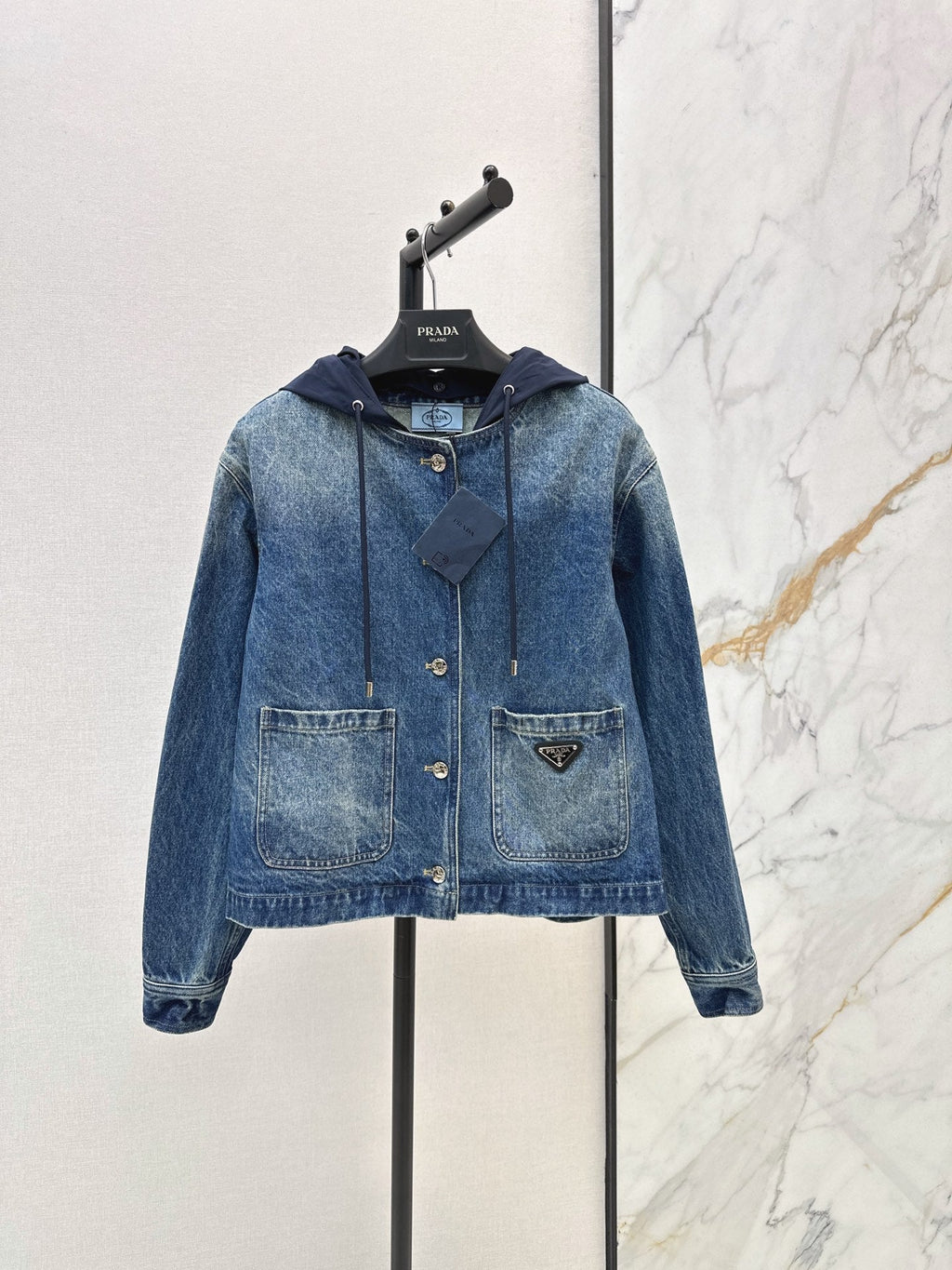 26 Early Fall New Hooded Denim Jacket