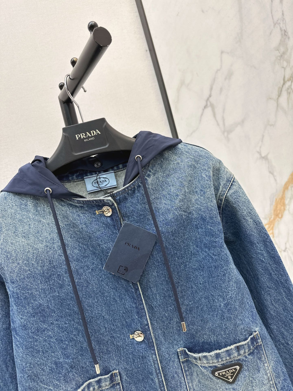 26 Early Fall New Hooded Denim Jacket