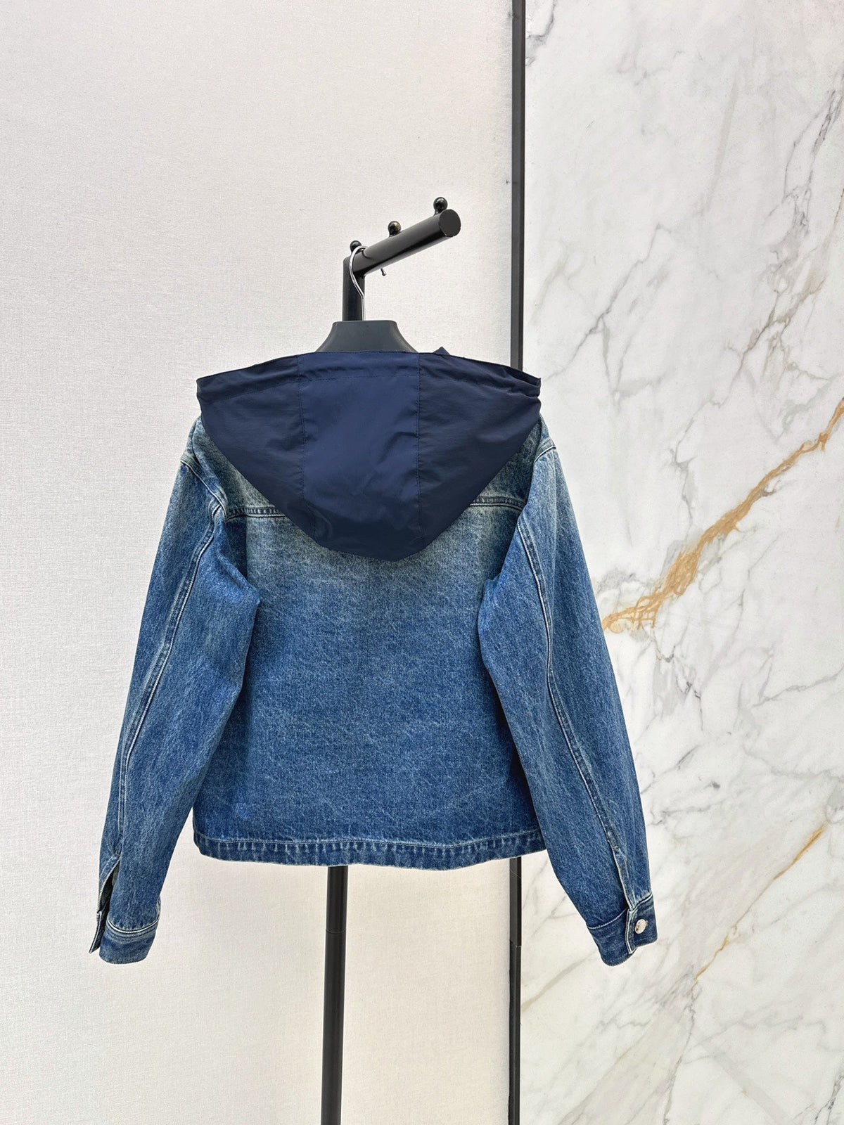 26 Early Fall New Hooded Denim Jacket