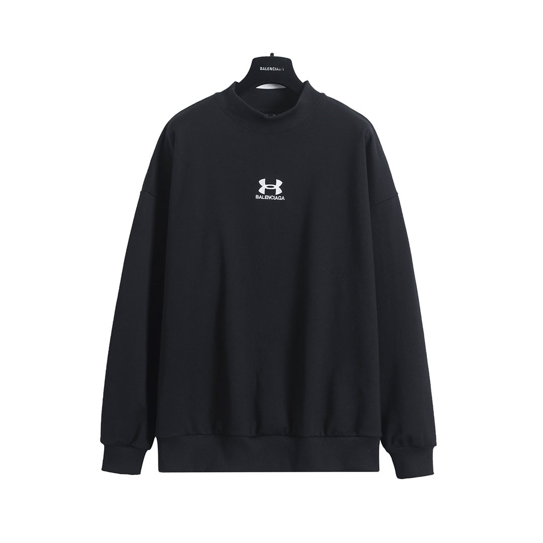 Embroidered round neck hoodie