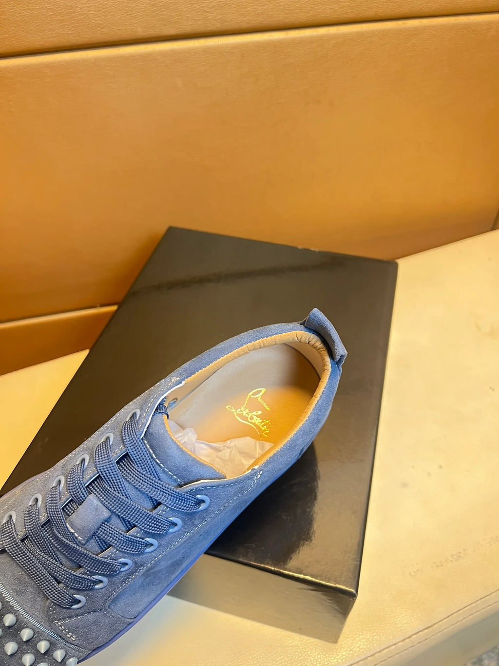 New men's shoes