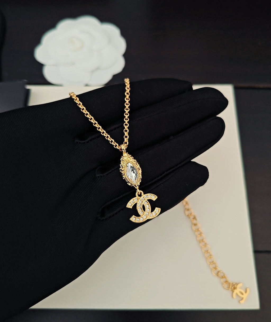 Golden Horse Eye Diamond Crystal Necklace
