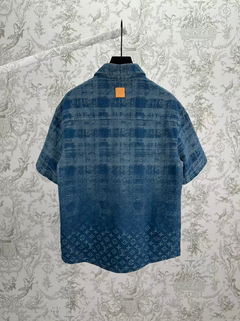 New denim short sleeved shirt