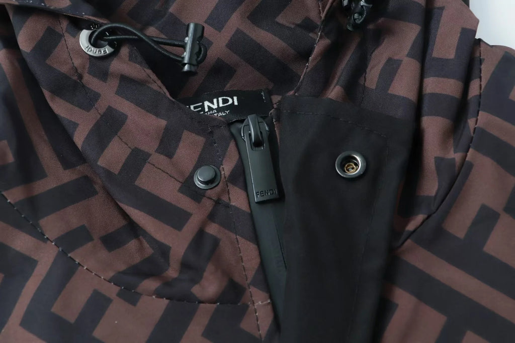 New embroidered hooded jacket