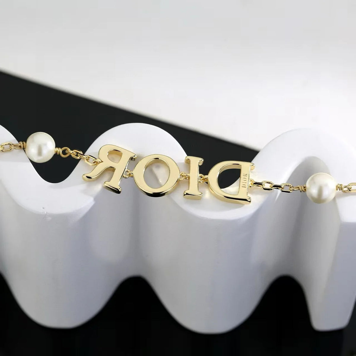 Hot selling letter bracelet