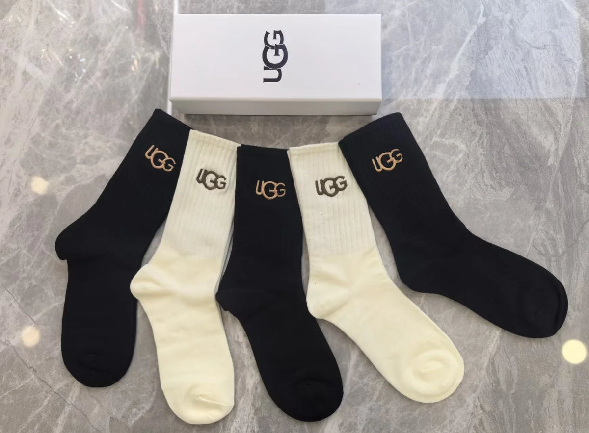 New medium to long socks