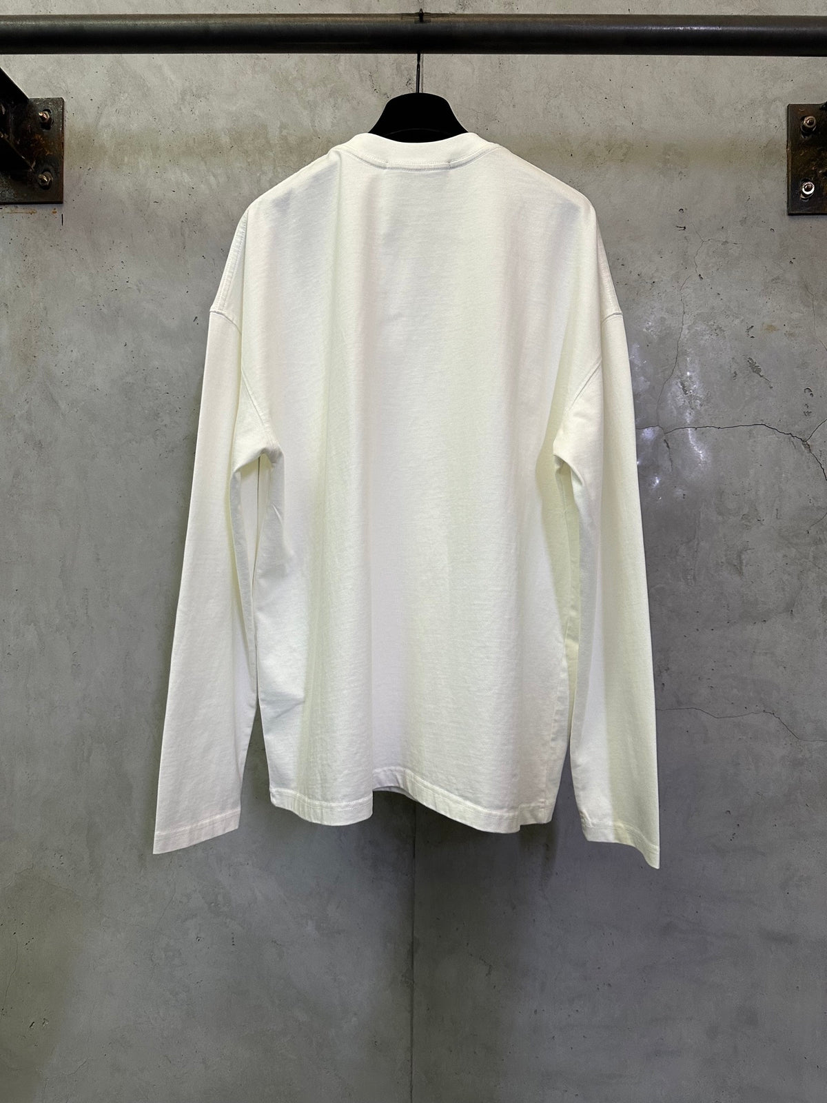 Large letter logo long sleeved T-shirt