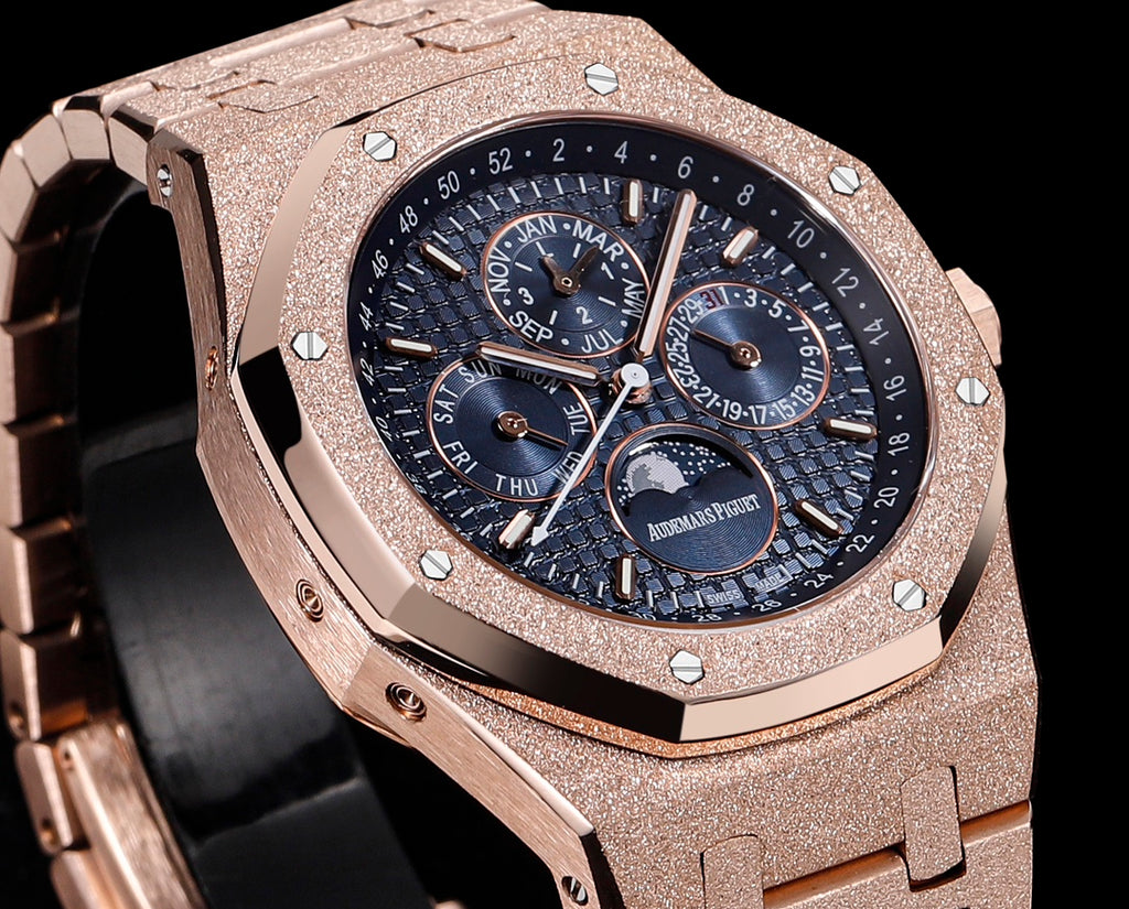 Royal Oak "Frosted Gold" Series (Ref. 26574)—the 41mm "King of Steel Watches" (Custom Frosted Gold Edition)（Rose gold）