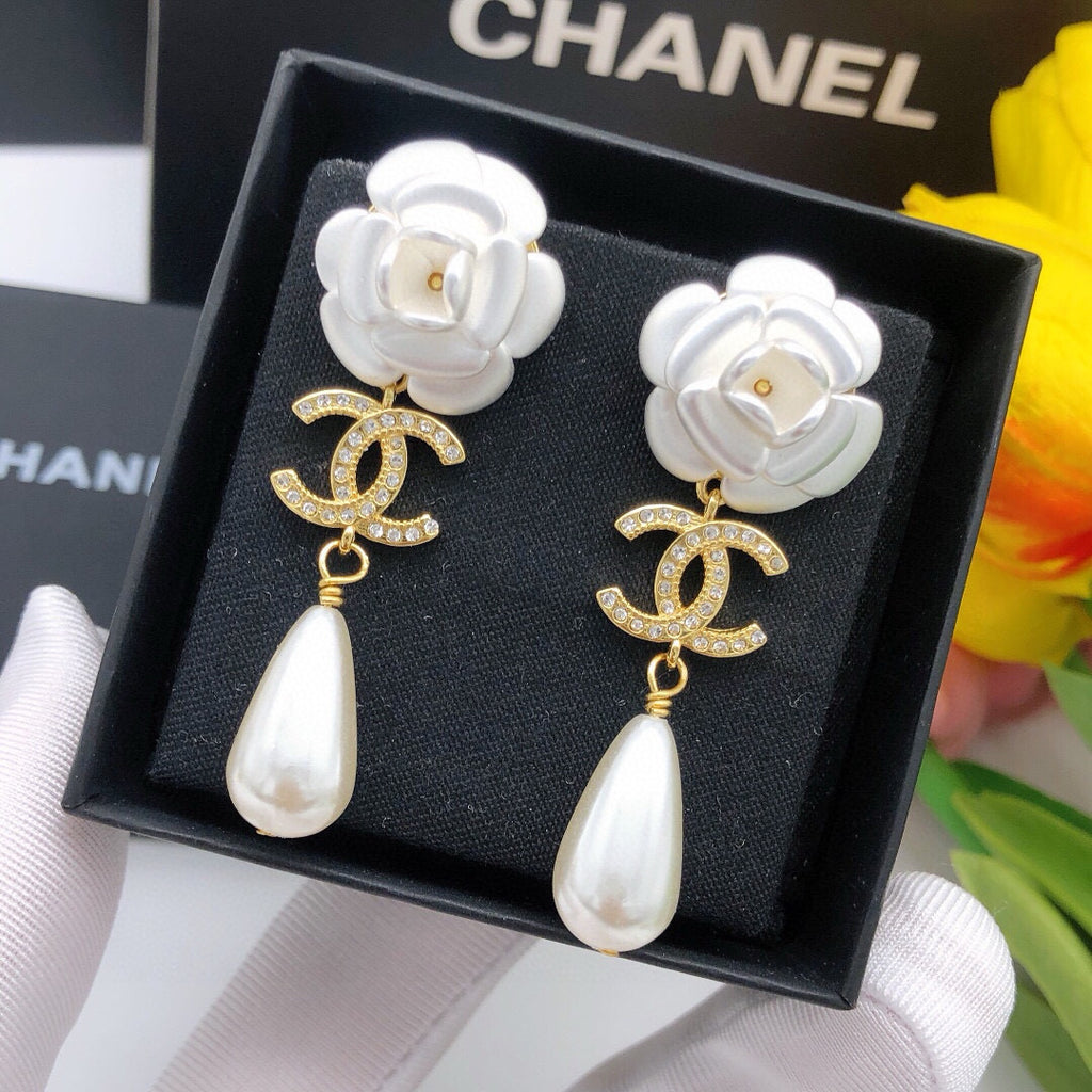 Latest model 🆕🆕 flower 🌼 Earnail gold] Consistent ZP brass material
