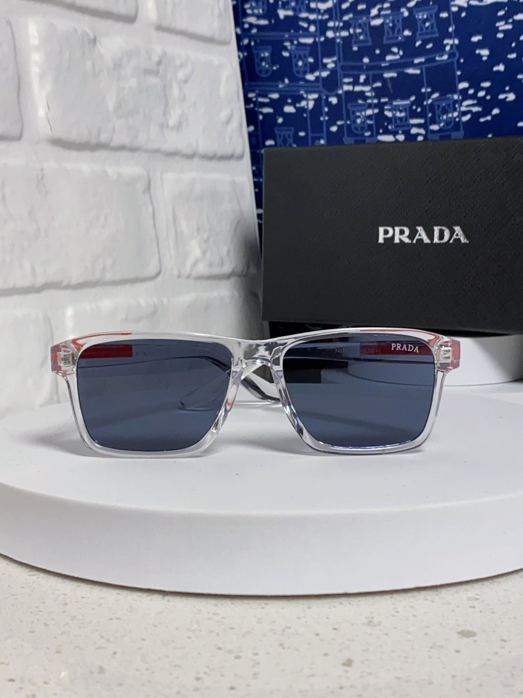 New trendy sunglasses