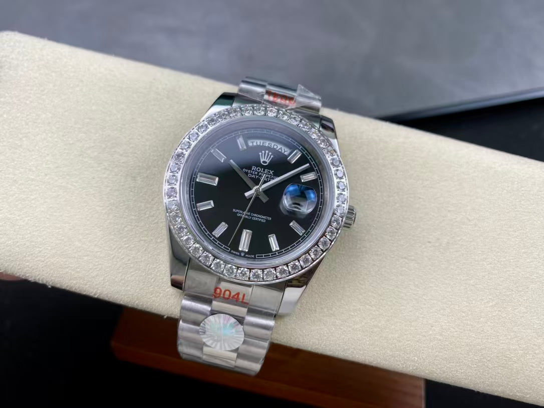 Black - Silver 904L Steel - Automatic -40mm