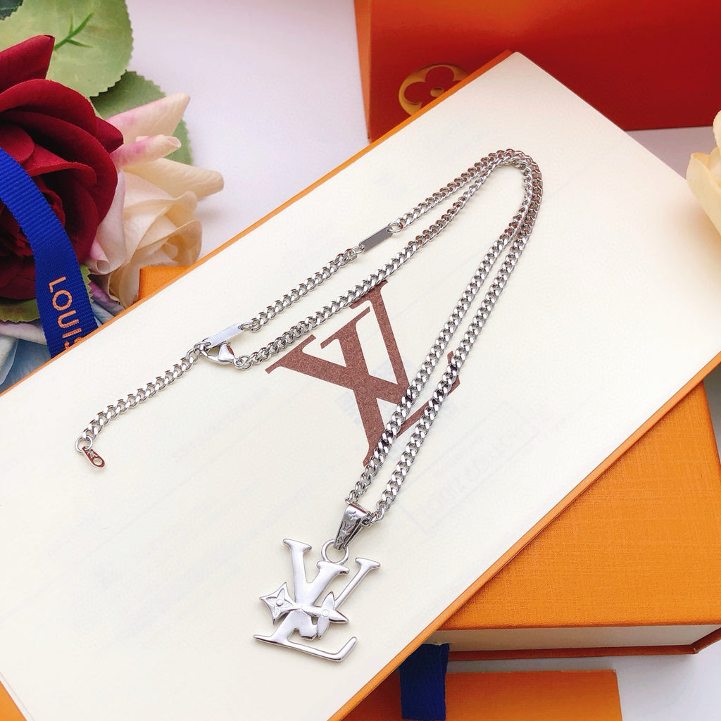 new model 🆕🆕 Silver smooth necklace