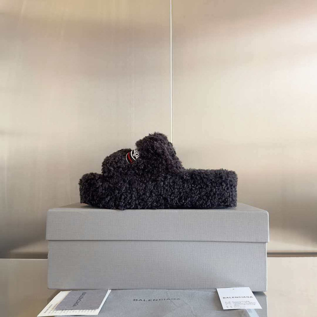 Thick sole, waterproof platform, wool slippers
