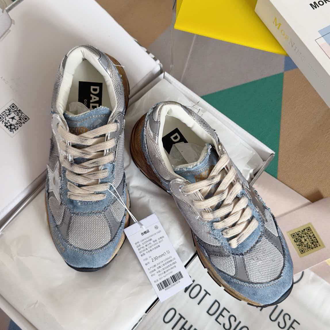 Retro vintage star casual sports shoes, skateboard shoes, small dirty shoes