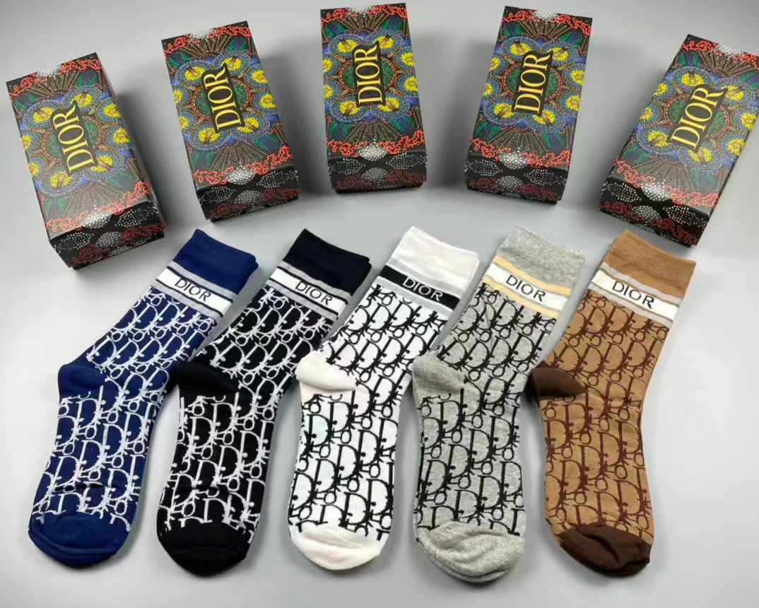 New medium to long tube stacking socks