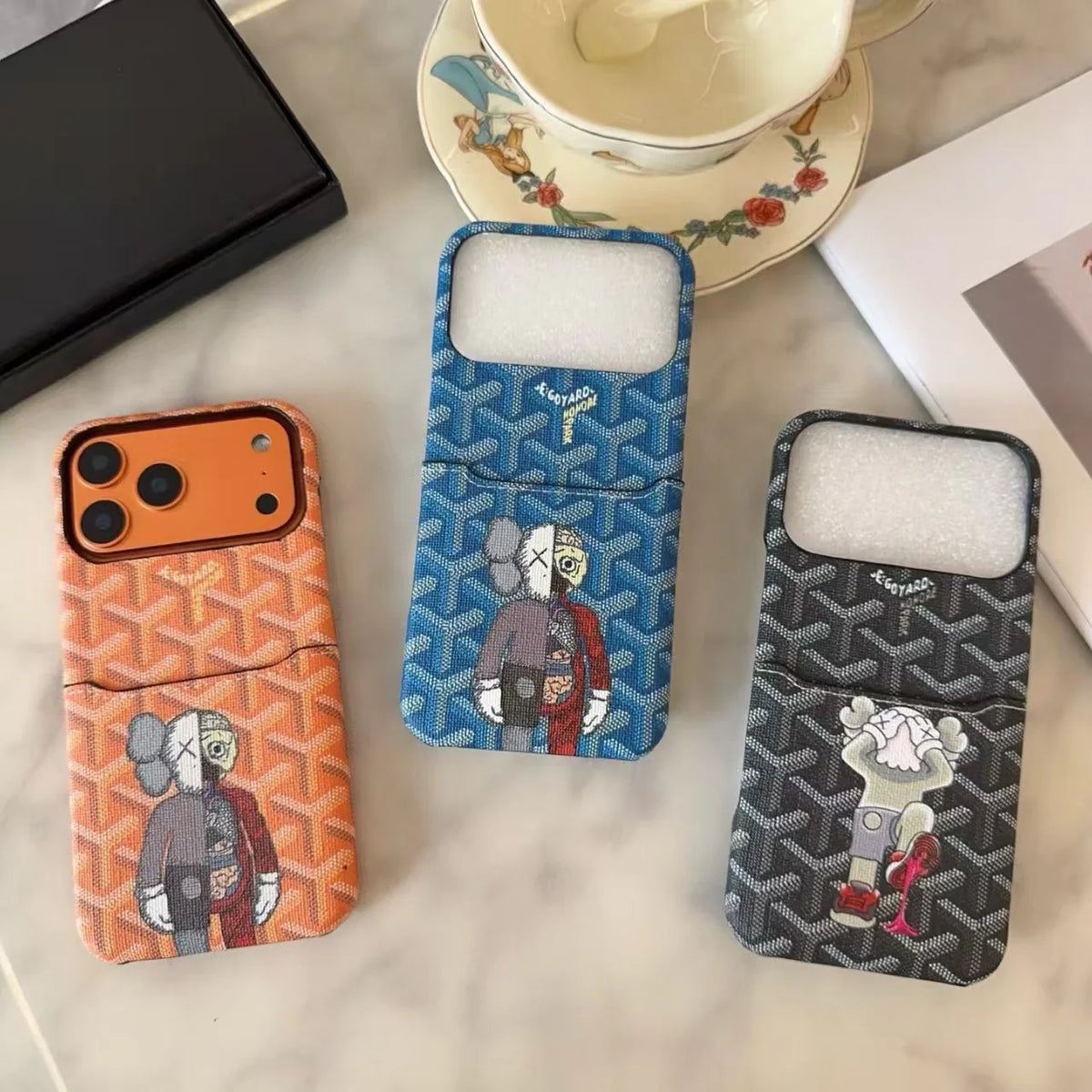 New card pack phone case