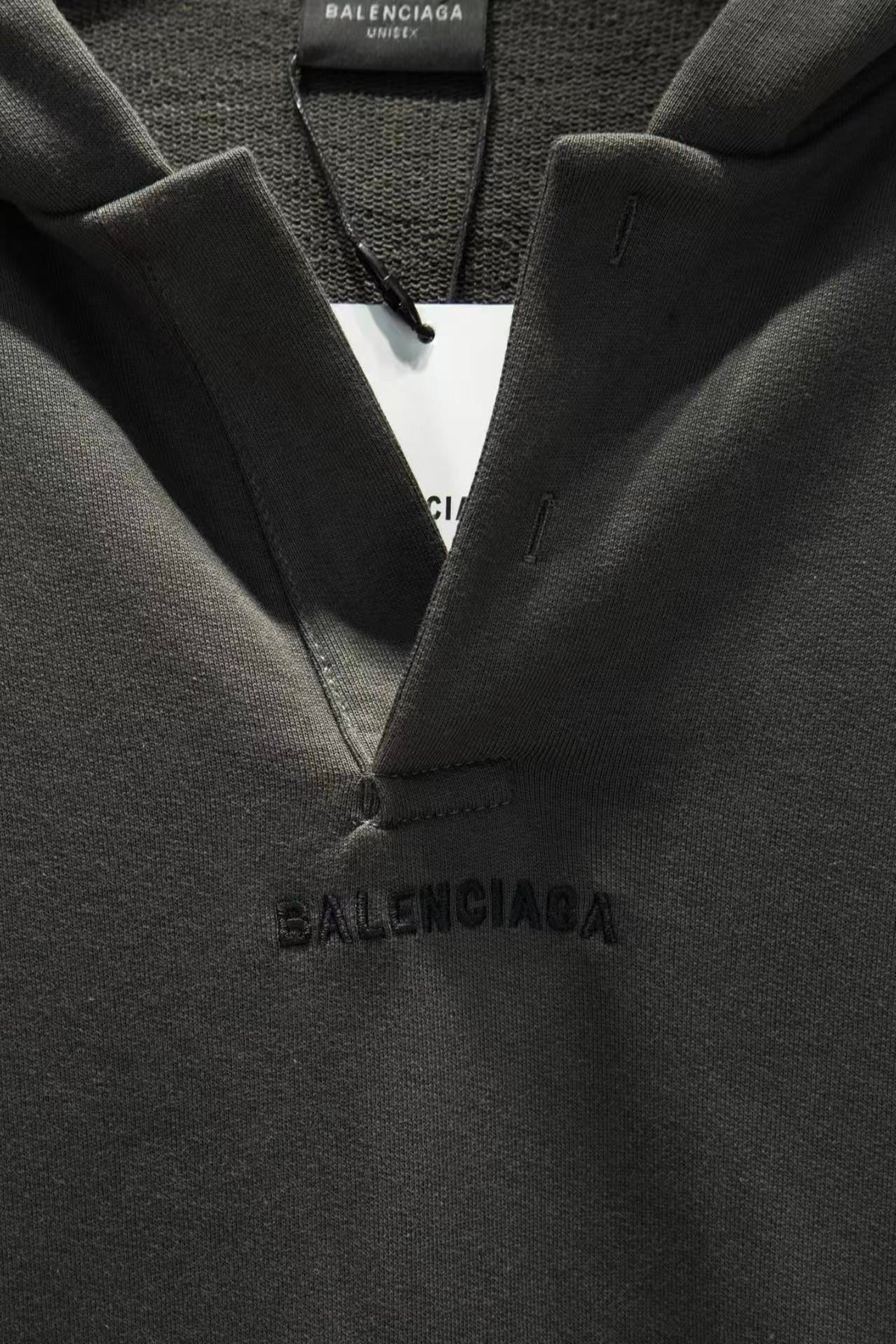New open chest embroidered hooded sweatshirt