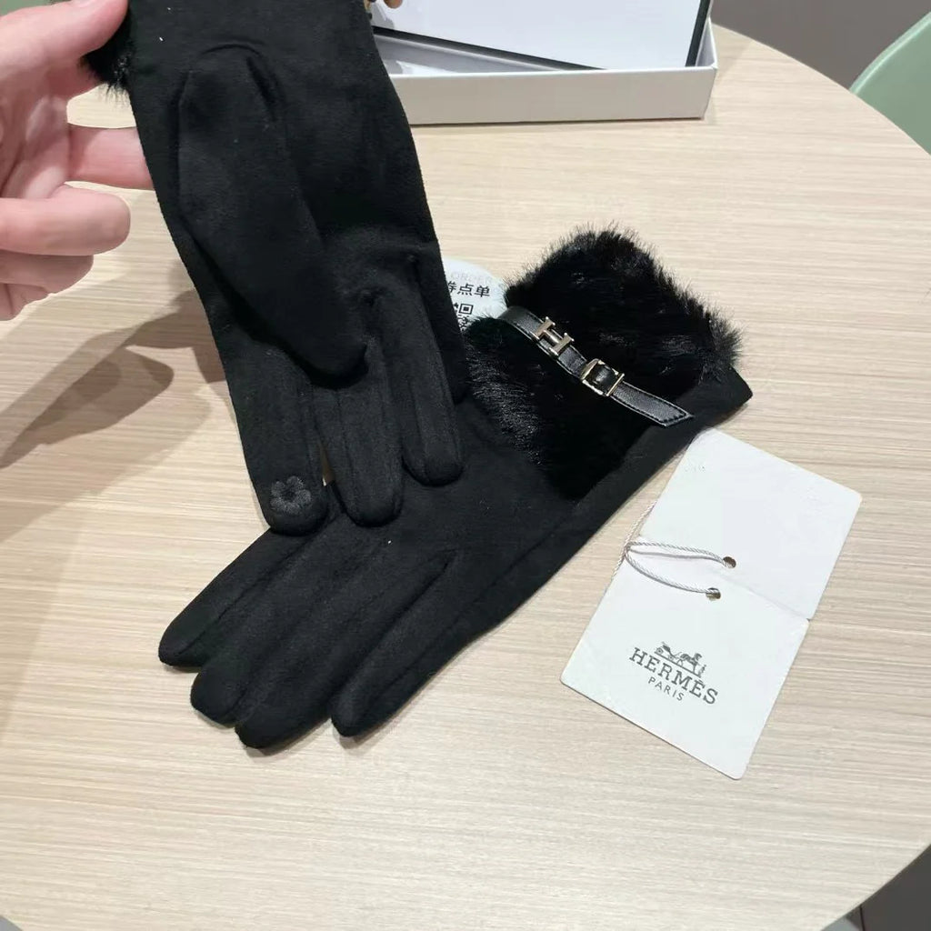 Cold resistant and warm plush windproof gloves