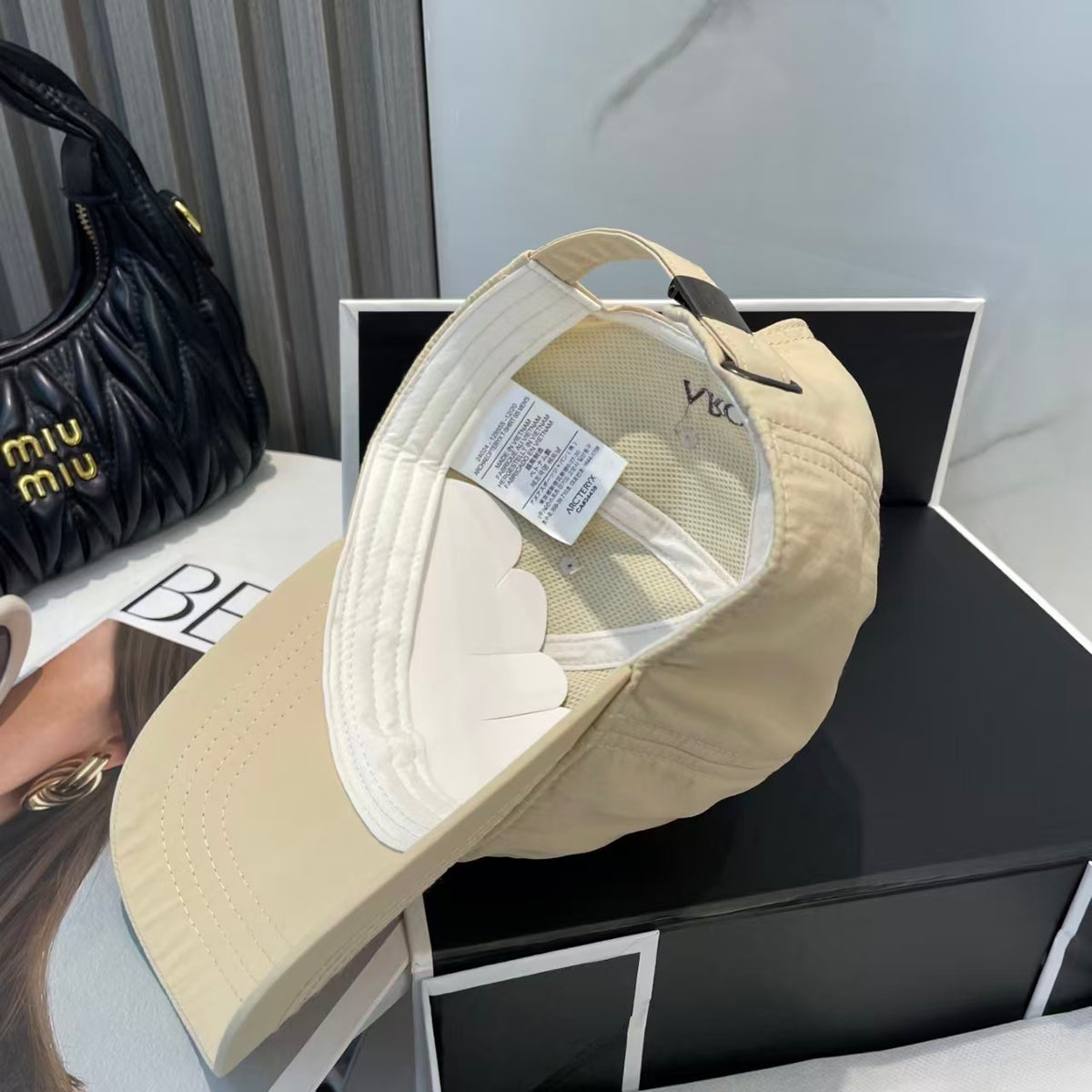 Embroidered baseball cap
