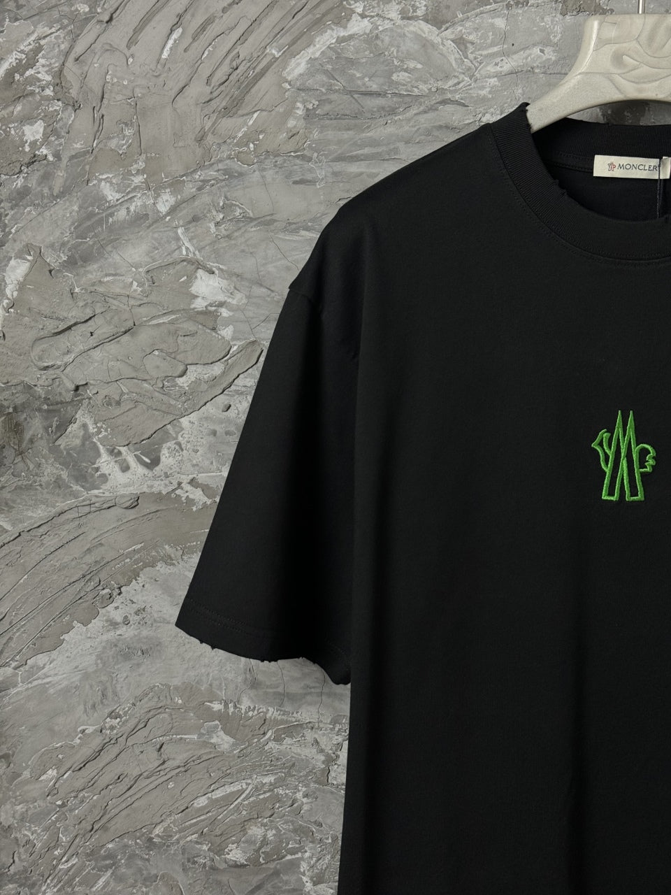 Spring and summer new loose fit T-shirt for both men and women