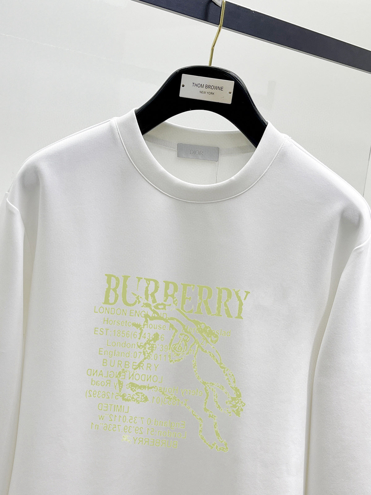 Early spring latest long sleeved round neck sweatshirt 21