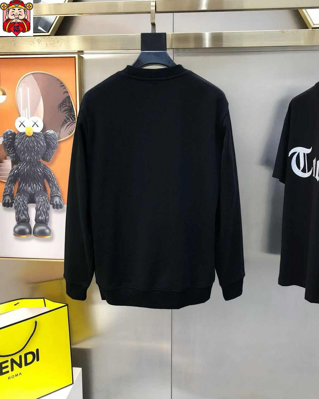 Early spring latest long sleeved round neck sweatshirt 18
