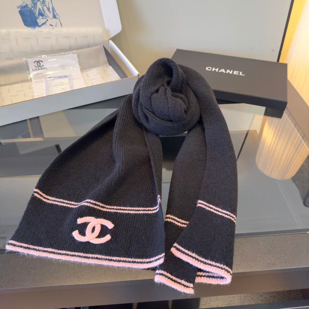 New scarf and hat set