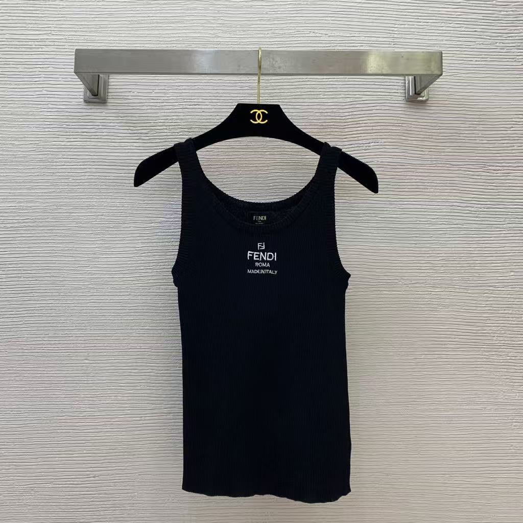25 knitted camisole