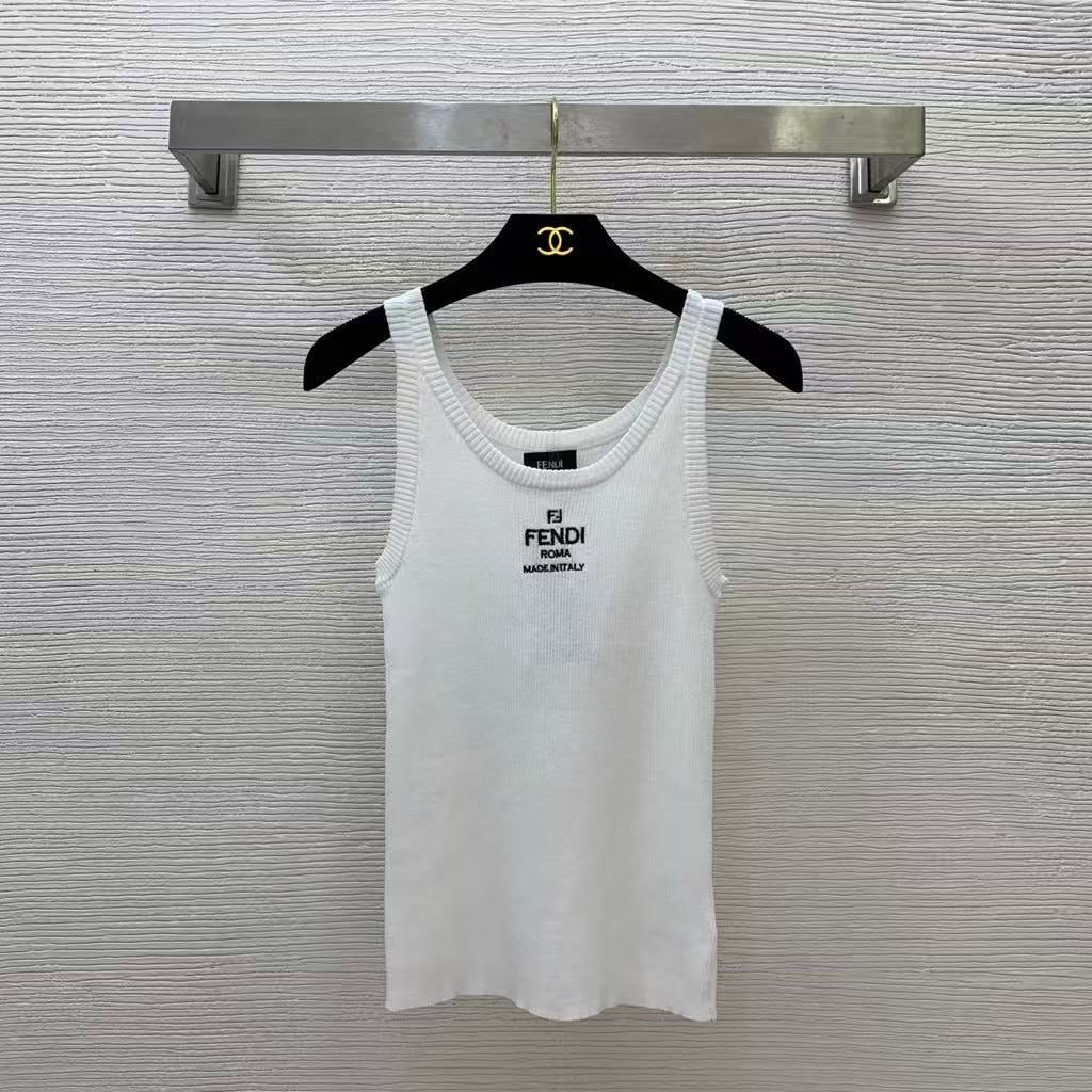 25 knitted camisole