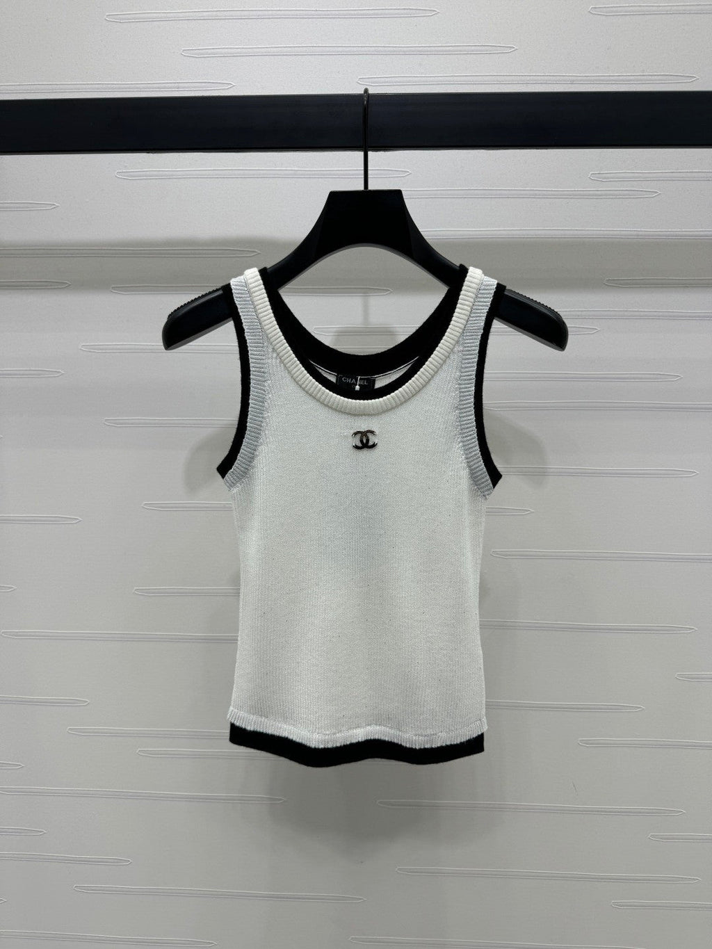 25 Spring and Summer Latest Series Sequined Knitted Vest